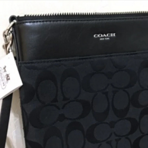 Coach Legacy Signature North South Swingpack Black crossbody pure handbag - Picture 4 of 5